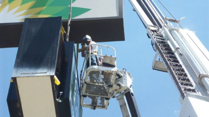 BP Gas Station: Hi Rise Interstate Sign